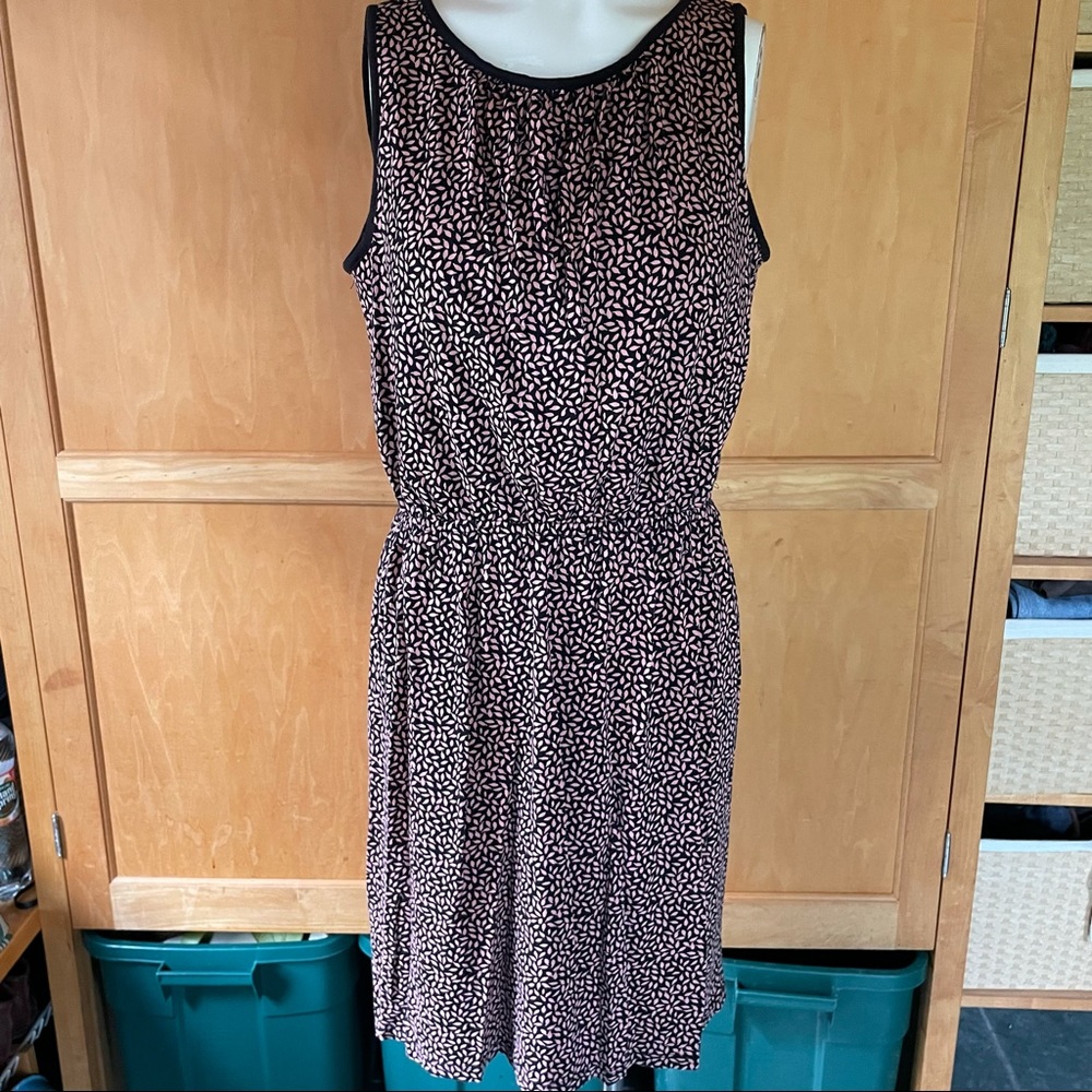 LOFT MP sleeveless dress